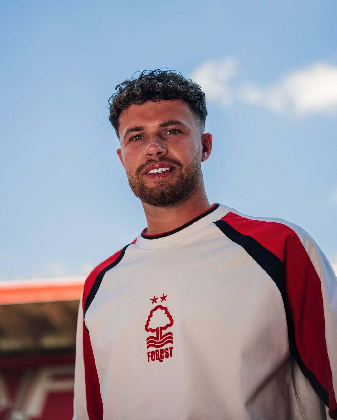 Forest 90s Oversized Panelled White Tee - Image 5