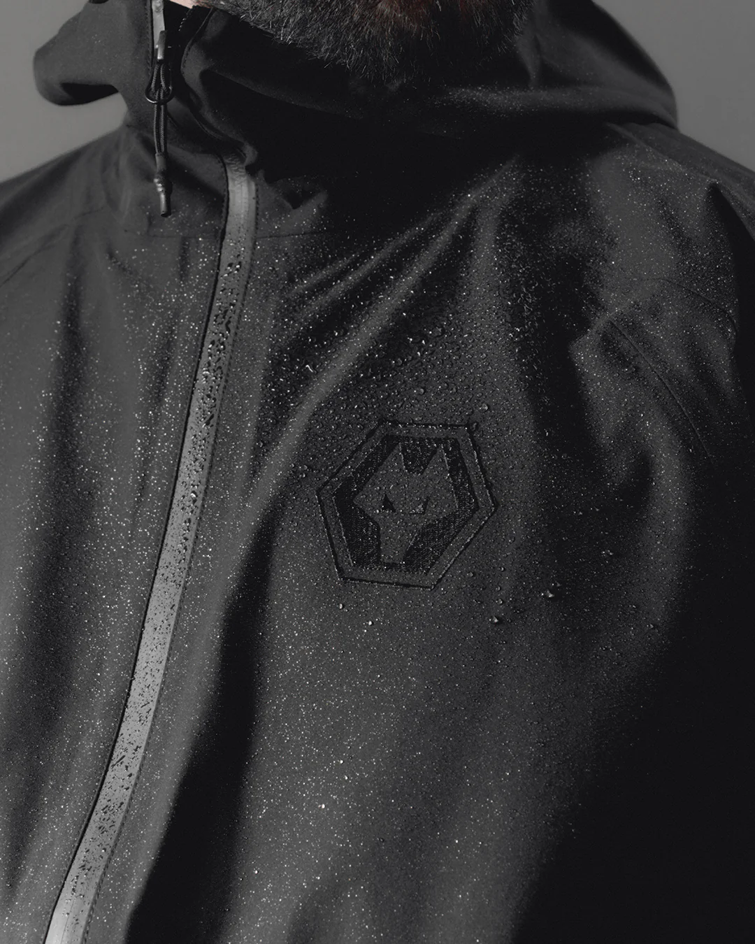 Wolverhampton Wanderers Waterproof Hooded Jacket - Image 9